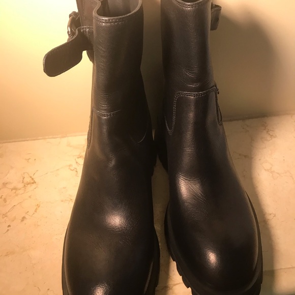 Prada Combat boots - Picture 6 of 7